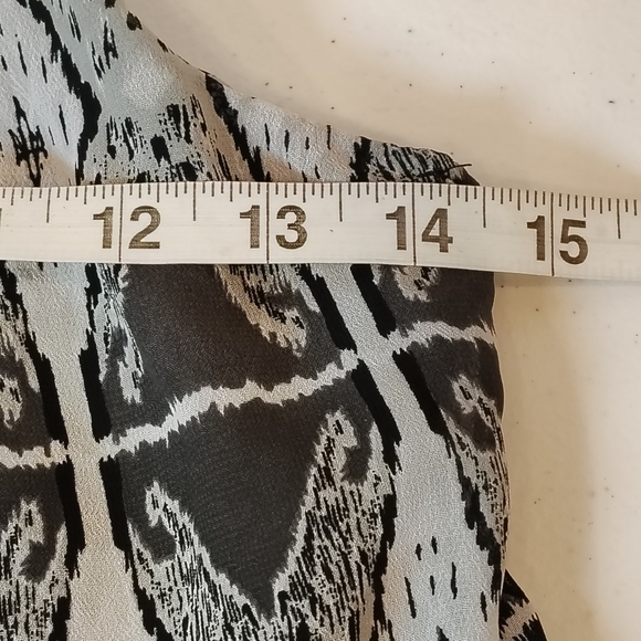 Dots Top Women's Small Black White Pattern Y2K 90s Club  Mob Wife Whimsigoth - Picture 6 of 7